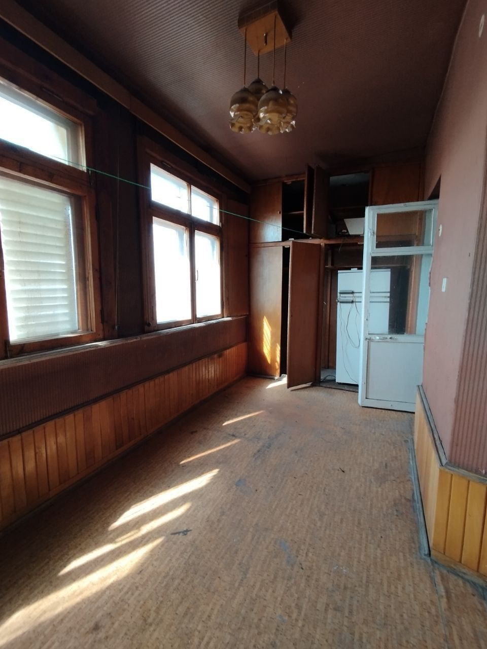 Продается Четырехкомнатная квартира Транспорт Институт