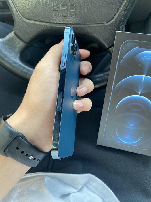 iPhone 12 Pro Max в идеальном состоянии