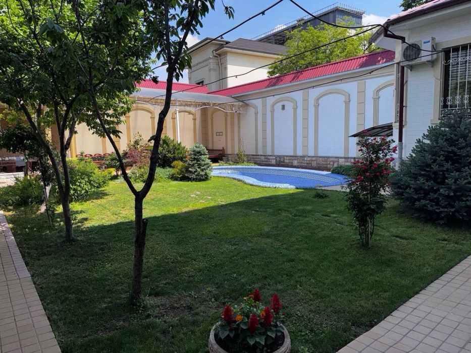 Сдается в аренду евродом в центре города