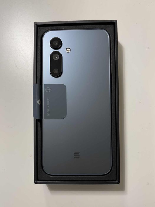 Solana Mobile Seeker Phone