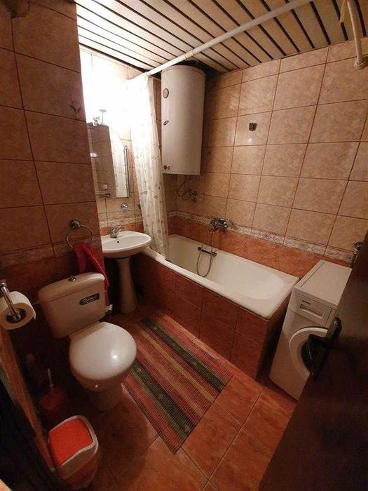 Дава се под наем Четиристаен апартамент в Пловдив, Център - 97 кв.м за 204 € - Снимка #4