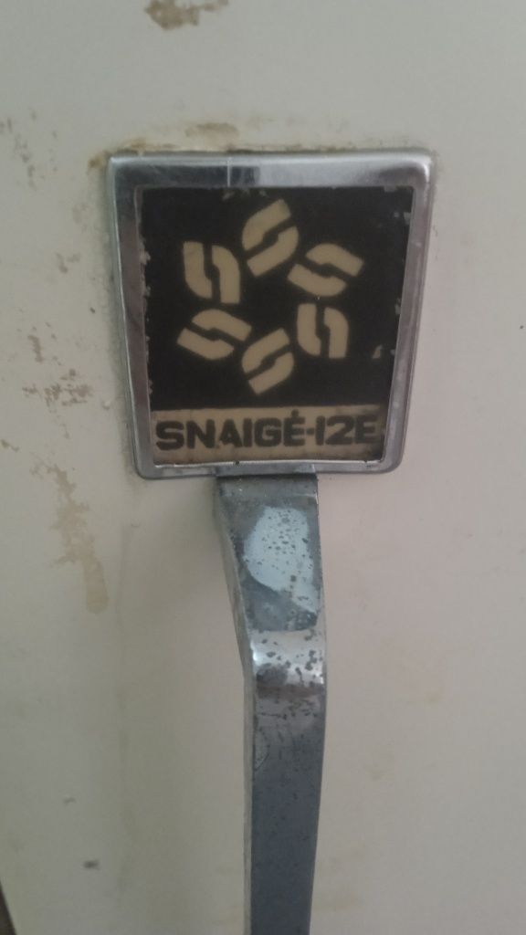 Холодильник SNAIGE 12E не рабочий