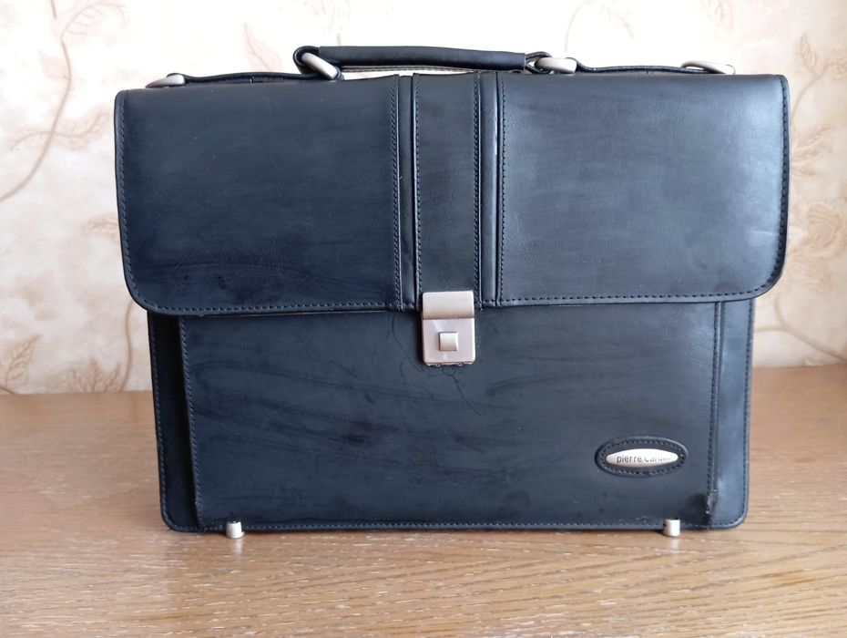 Портфель кожаный новый