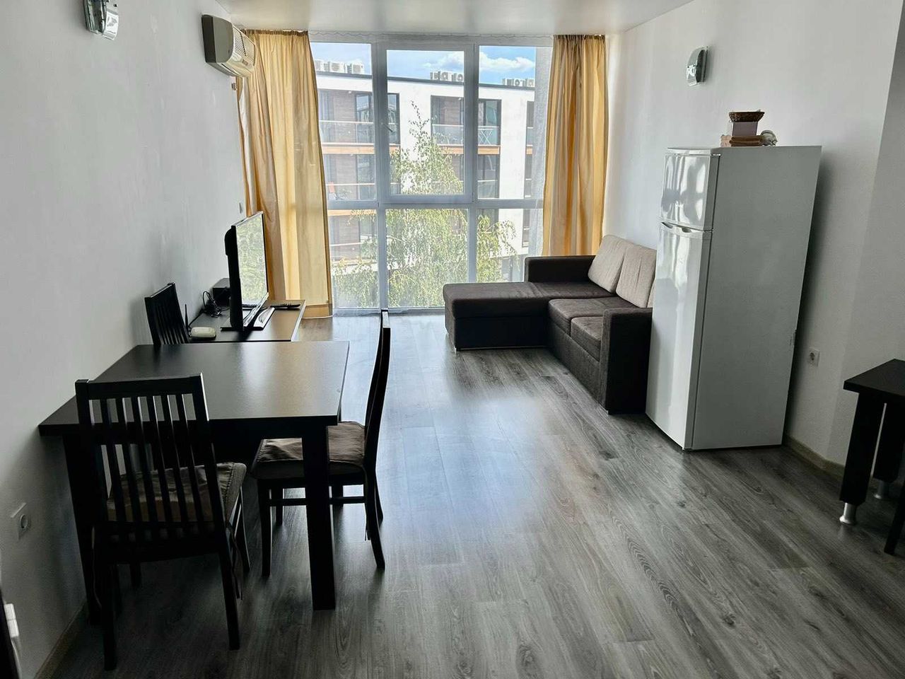 Дава се под наем Двустаен апартамент в Бургас, Сарафово - 62 кв.м за 158.1 € - Снимка #9