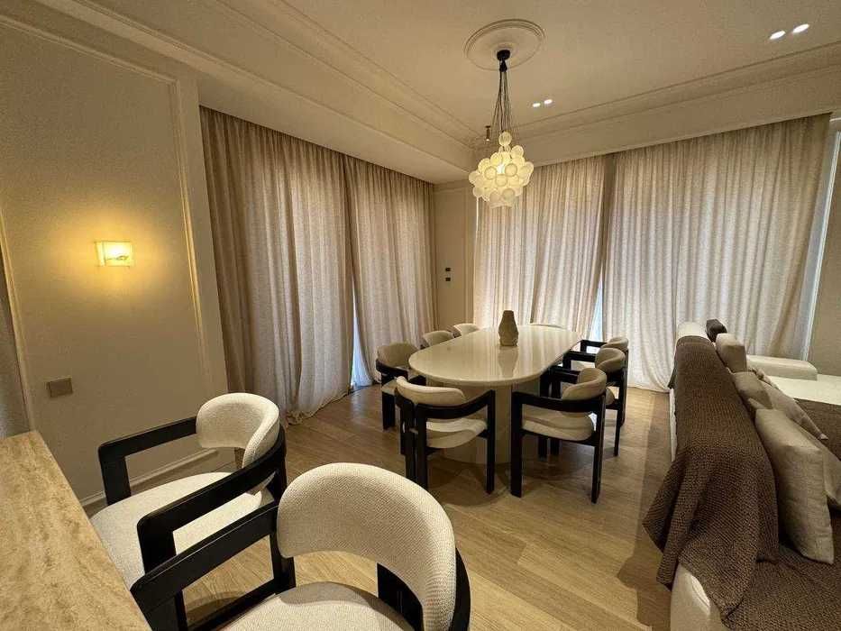 Шикарная 2х ком кв-ра на Яккасарайском ул.Шота Руставели ID01