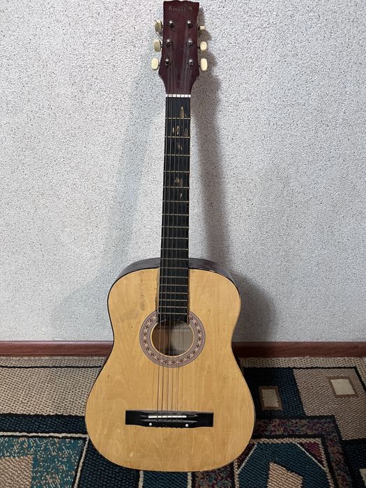 гитара 7к уйренгенге алгам енді жаңасын алу керек сол үшін сатам