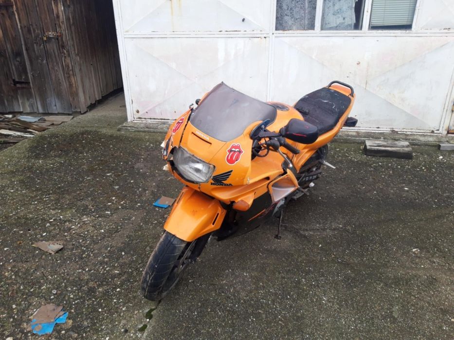 Schimb/vind/2 Honda CBR 600/1991/1995 cu acte
