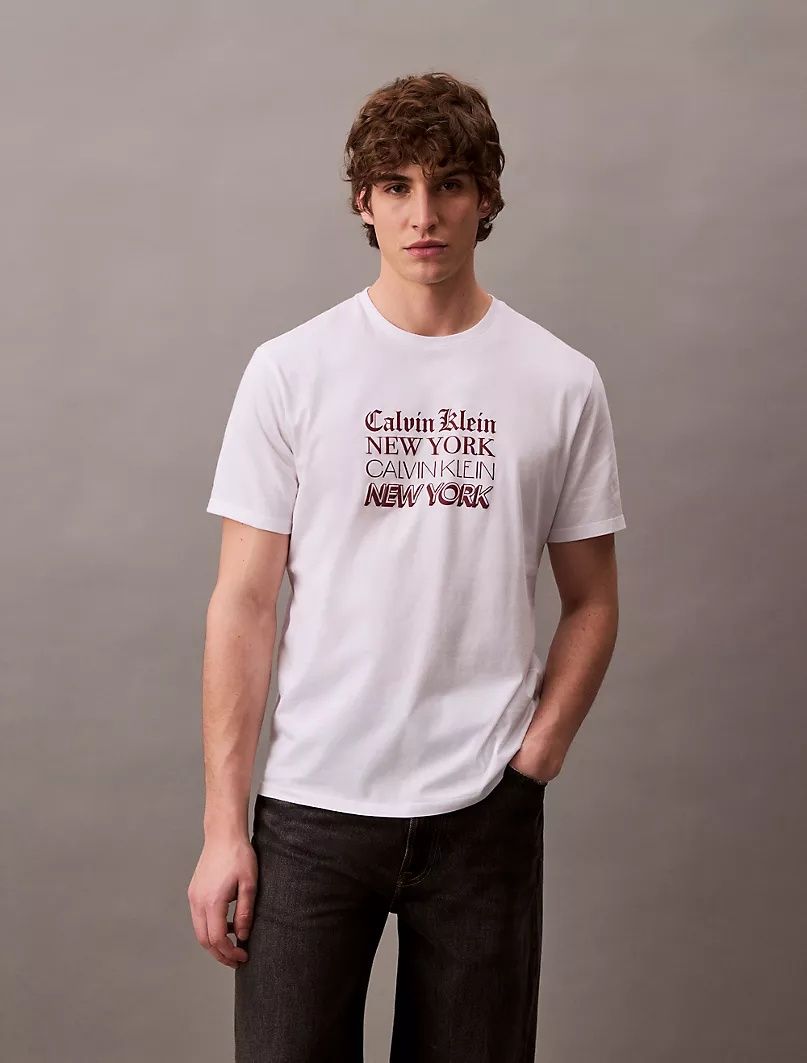 Футболки от Calvin Klein