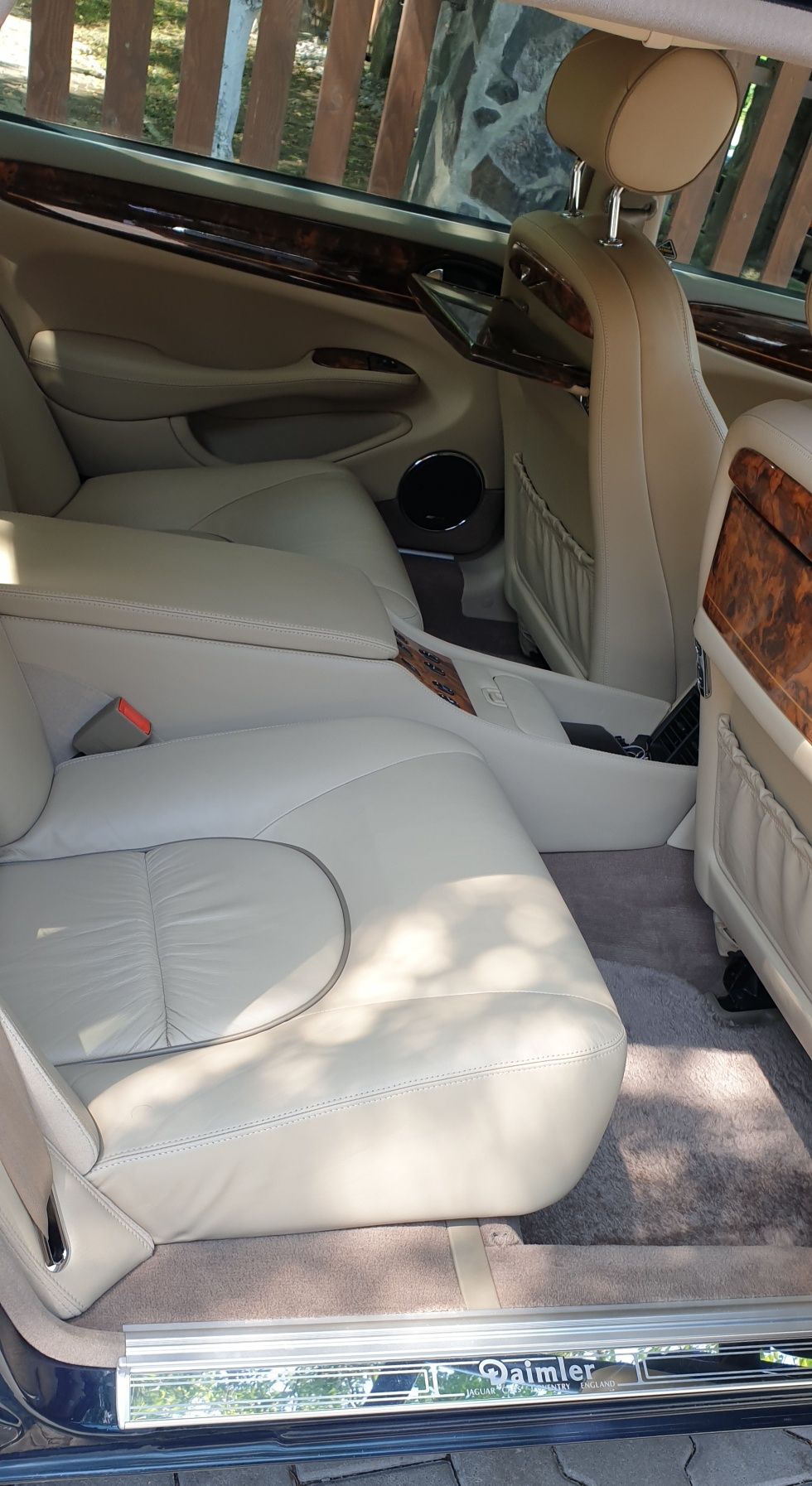Jaguar Daimler SuperV8 LWB