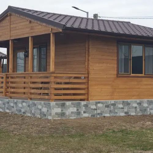 Vând căsuțe din lemn Acceptăm și variante auto