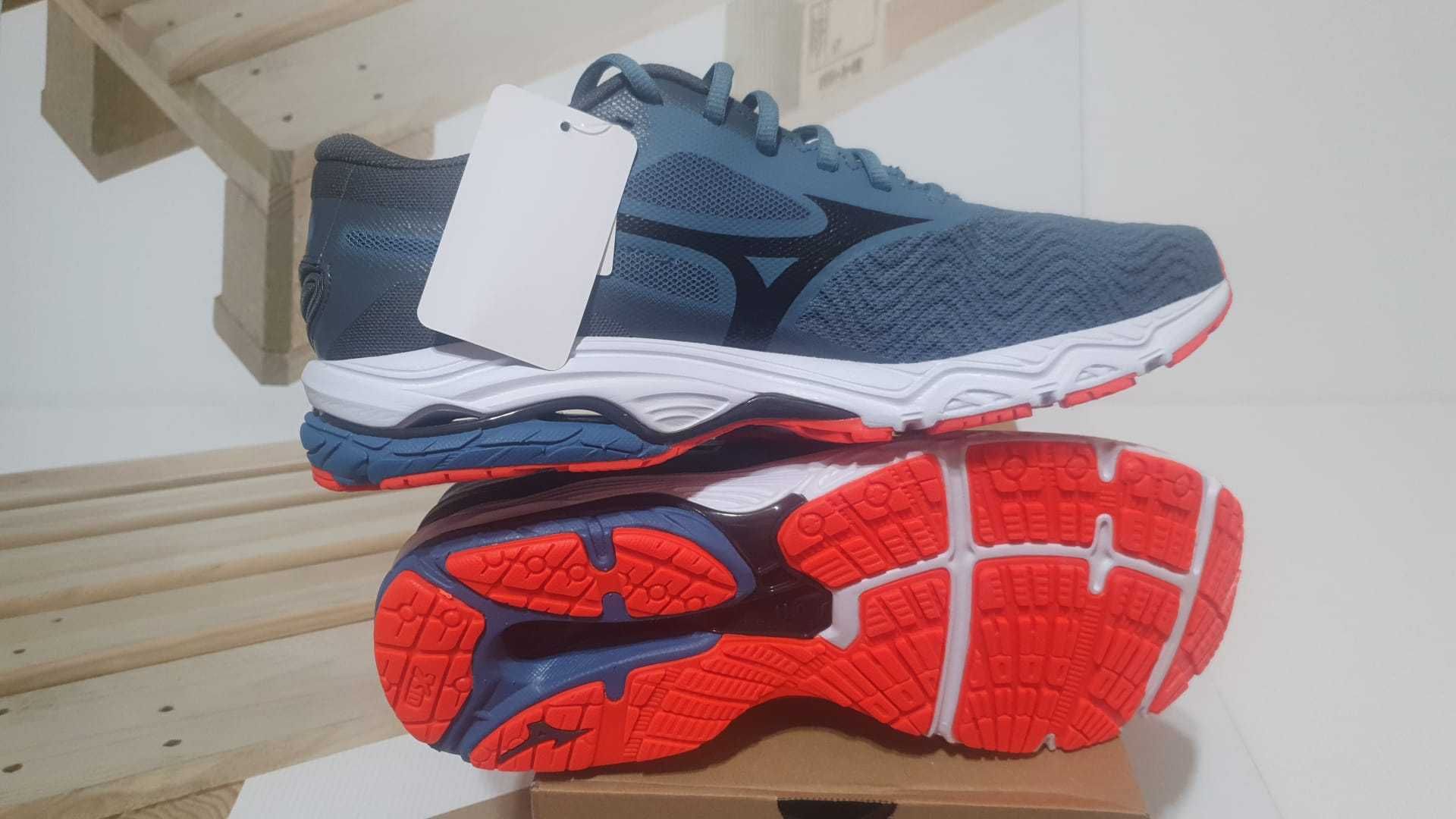 Vand adidasi barbat Mizuno masura 43 si 46.5 originali noi in cutie