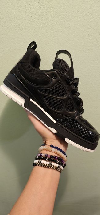 Adidasi Lv marimea 39 40