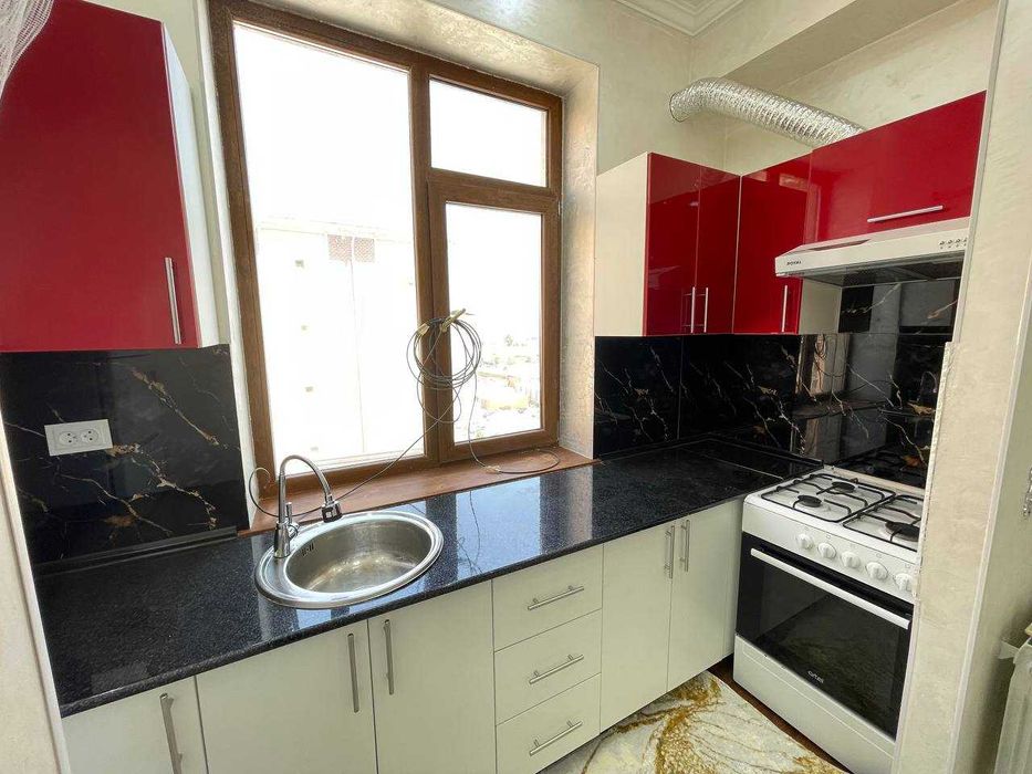 3х комнатная квартира на 6 этаже 62кв/м, в Самарканде