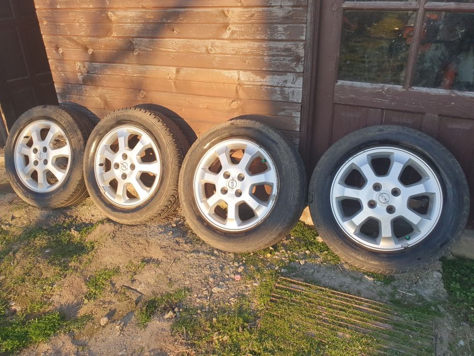 Vând roti Opel în stare foarte bună