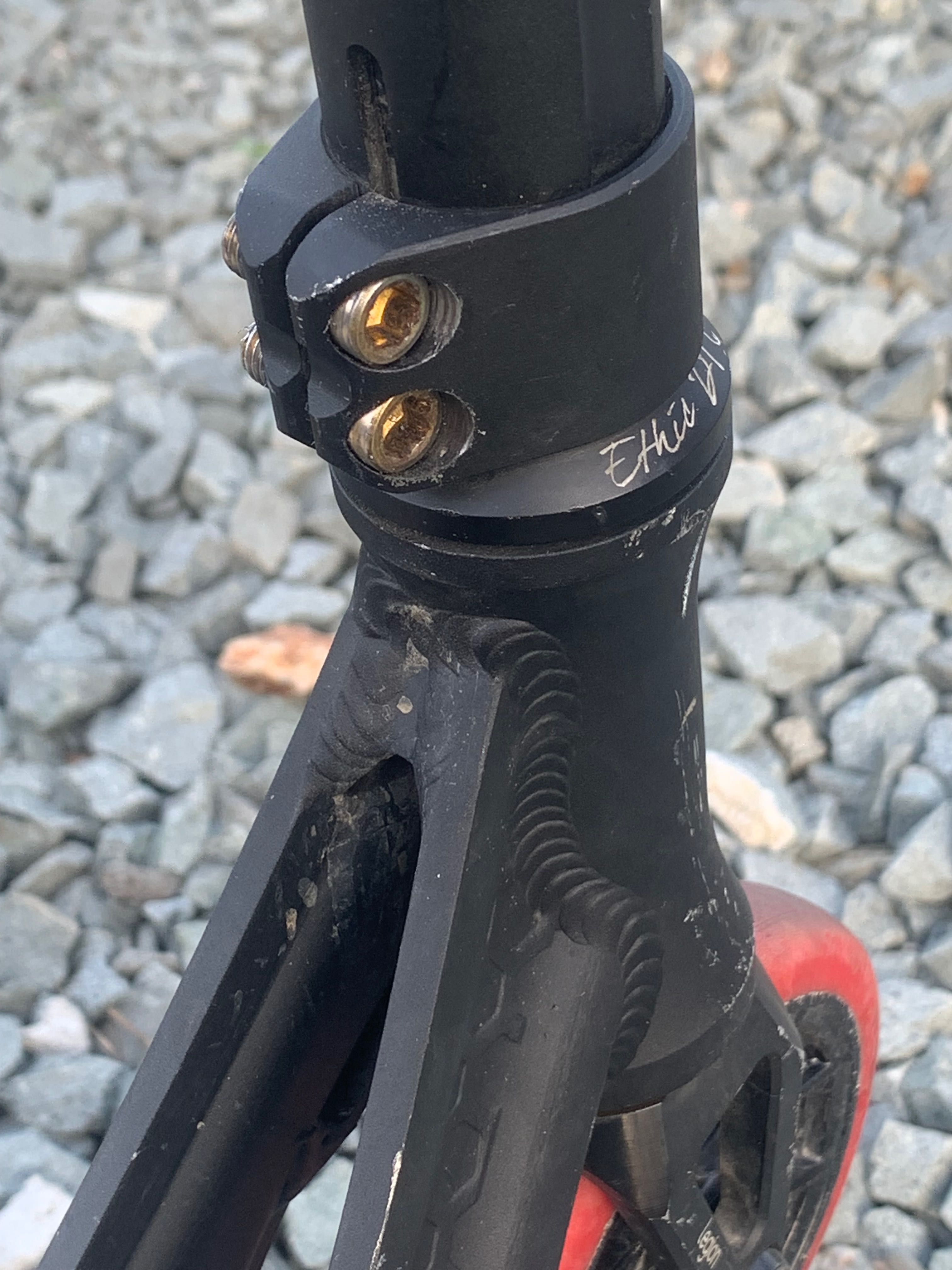 Trotineta ethic erawan v1
