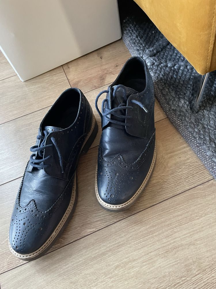 Pantofi Barbatesti marimea 44