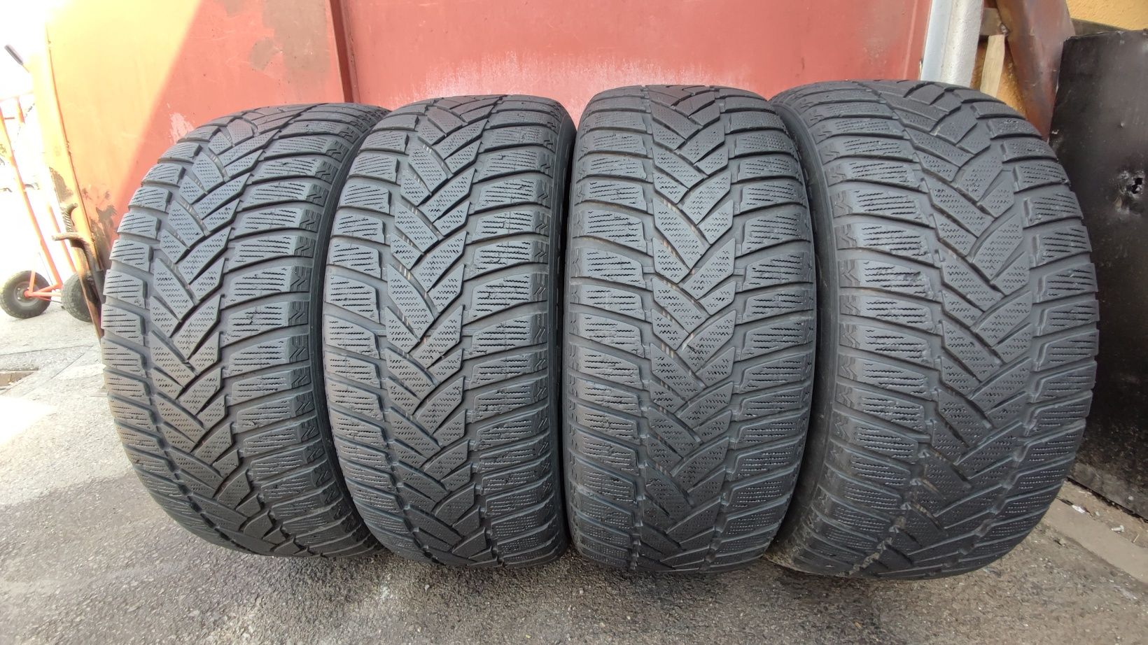 4бр. зимни гуми 265/55/19 Dunlop Grandtek, XL подсилени 
dot21
7.5mm
Д