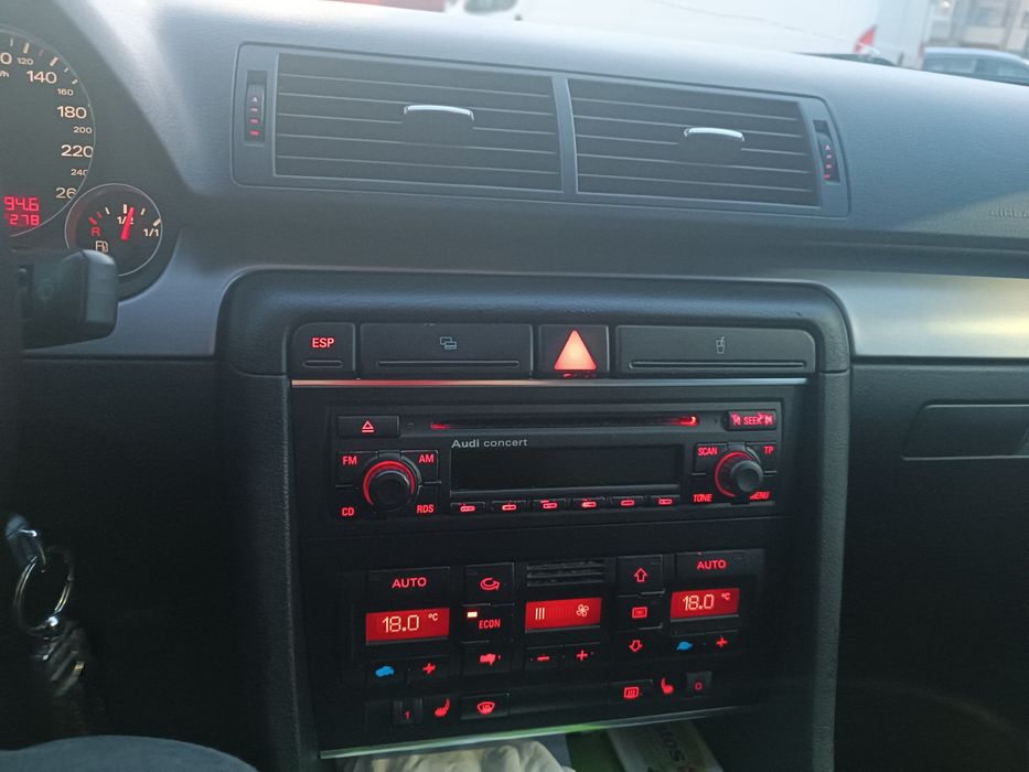 Audi A4 , b7 , 1.6 Benzina