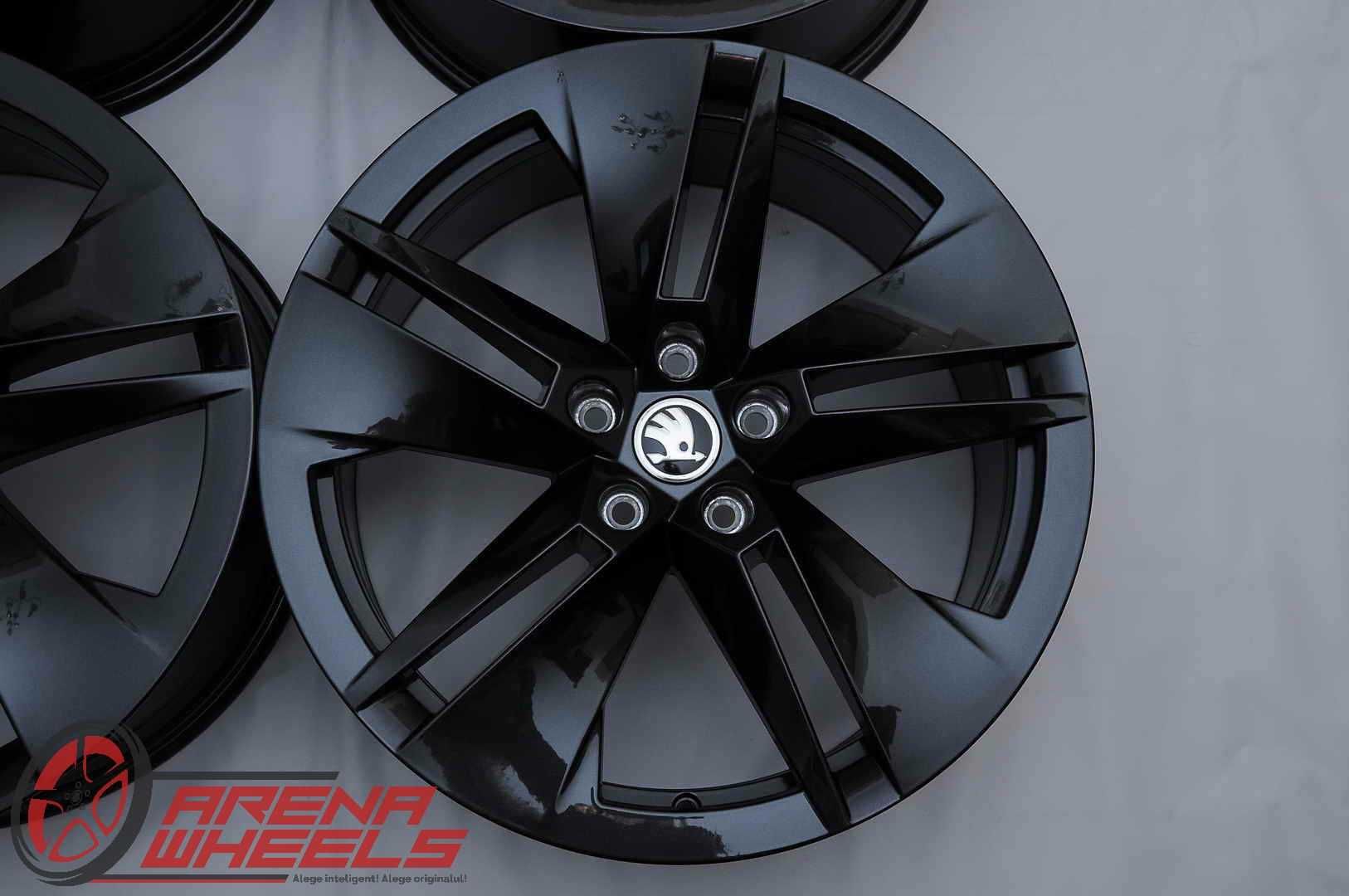 Jante Noi 19 inch Originale Skoda Enyaq Kodiaq Karoq Superb R19