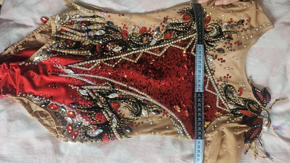 Трико за художествена гимнастика