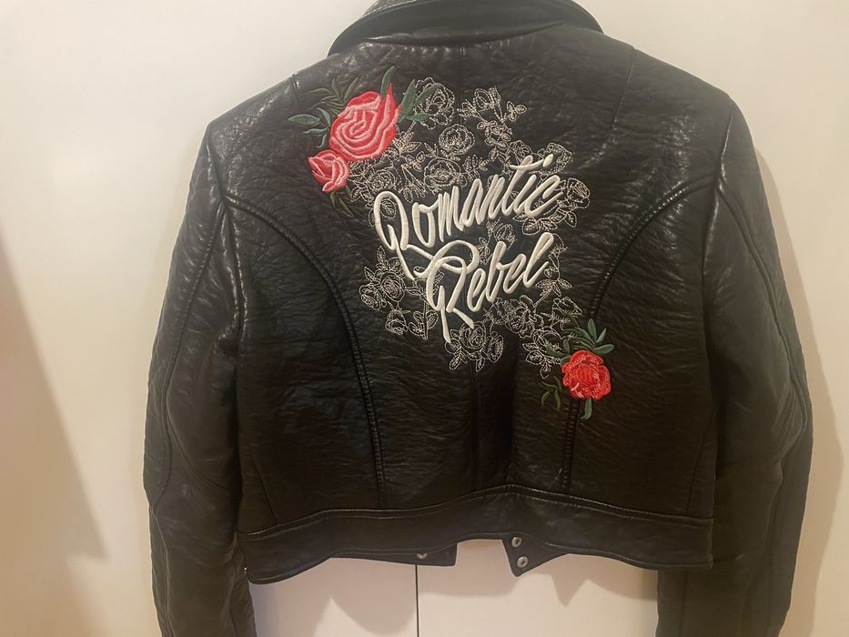 Guess - кожено яке