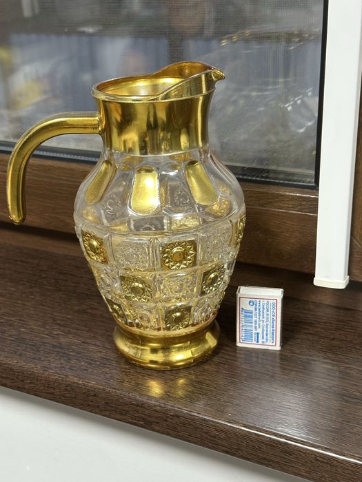Ваза для цветов из стекла