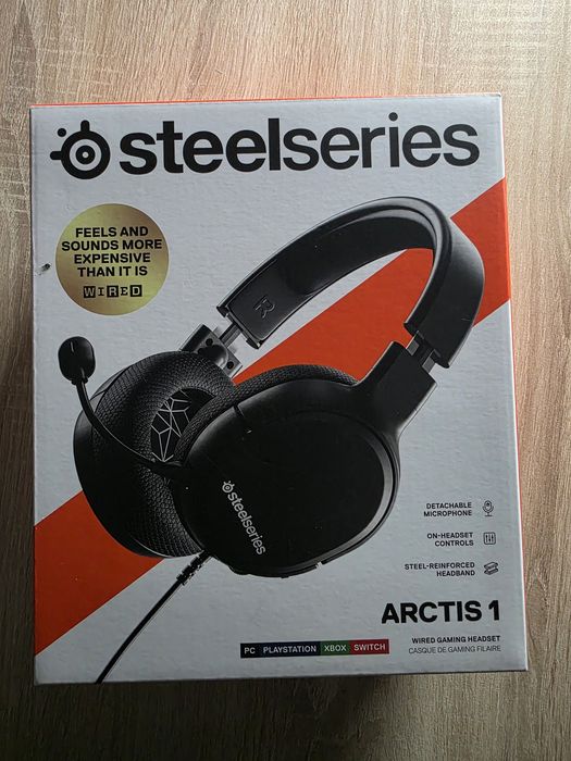Vând căști over ear SteelSeries ARCTIS 1