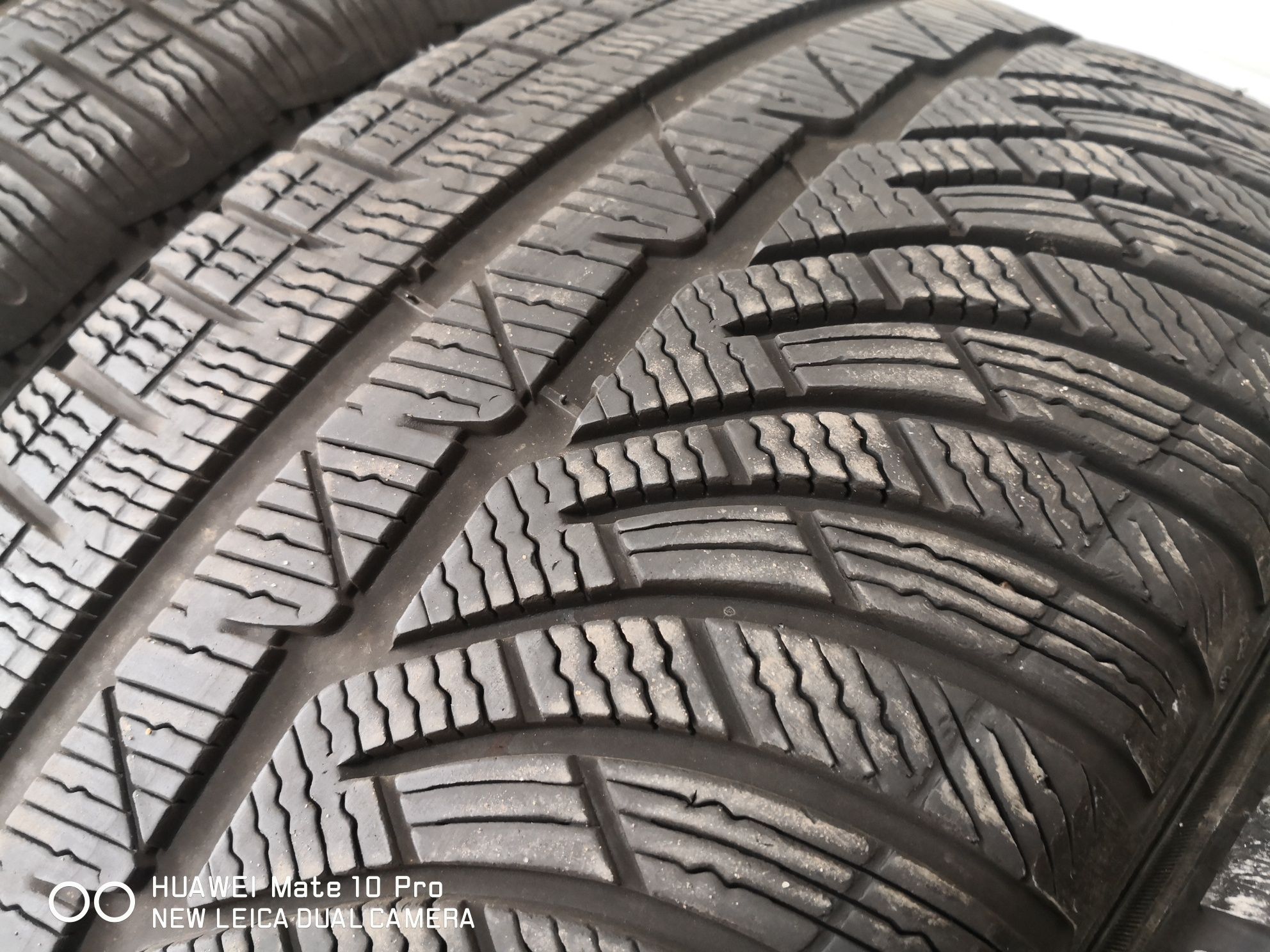 235 50 18 цола гуми като нови Michelin