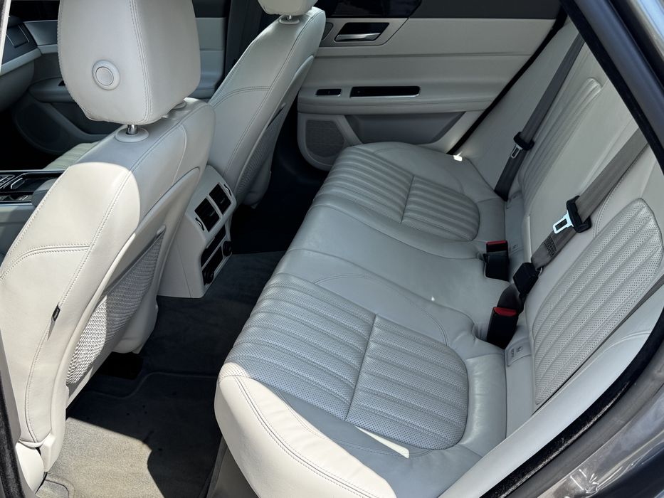 Jaguar XF Portofolio 2.0d 180hp