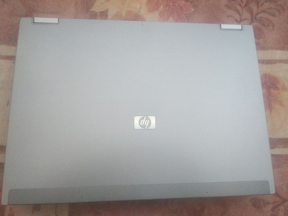 Лаптоп HP Compaq 6930p