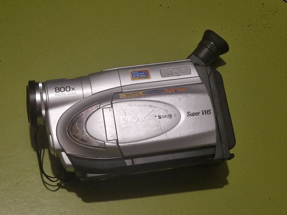 Camera foto  - video JVC perfect funcționala