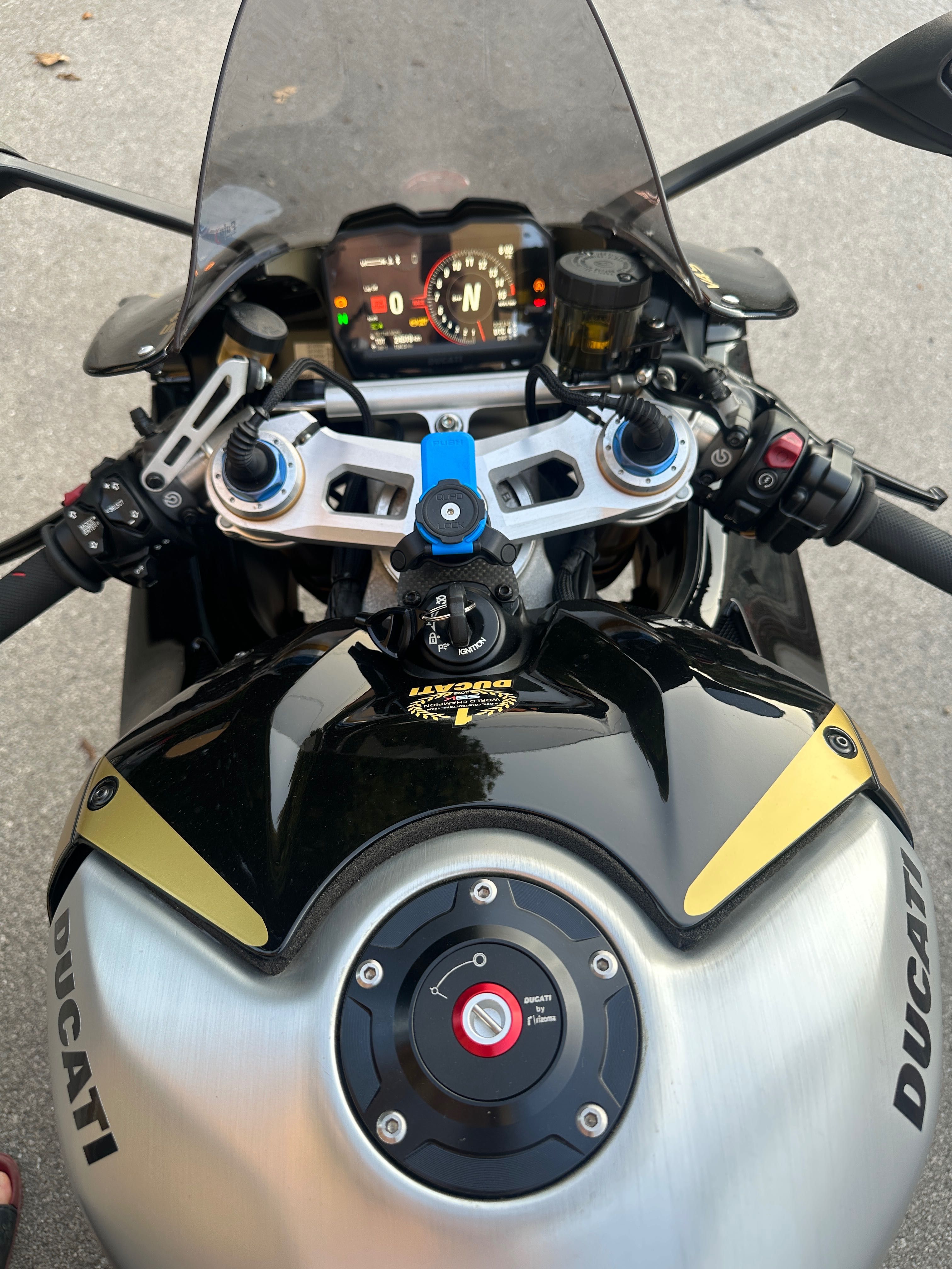 Ducati Panigale V4S