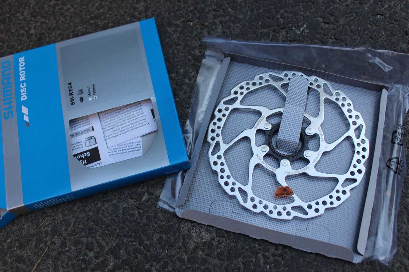 Shimano SM-RT54-M Centerlock - 180mm cu lock ring inclus disc rotor
