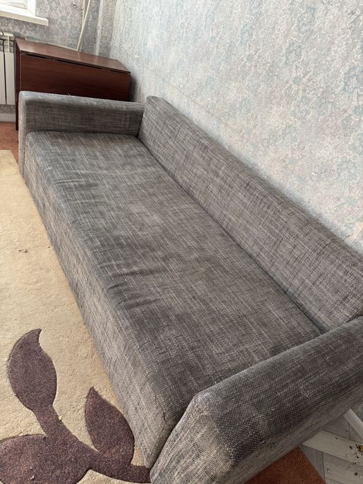 Продам диван 20000!