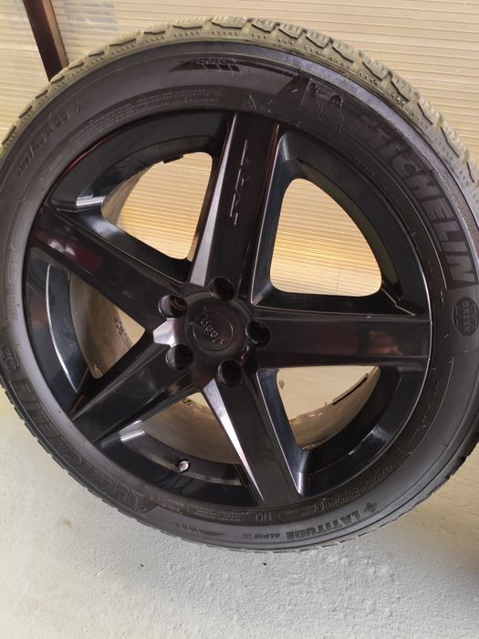 Продавам джанти SRT  20 5х127