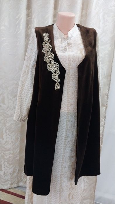 Қоңыр Узын кажекей 7мың тг 1рет киілген