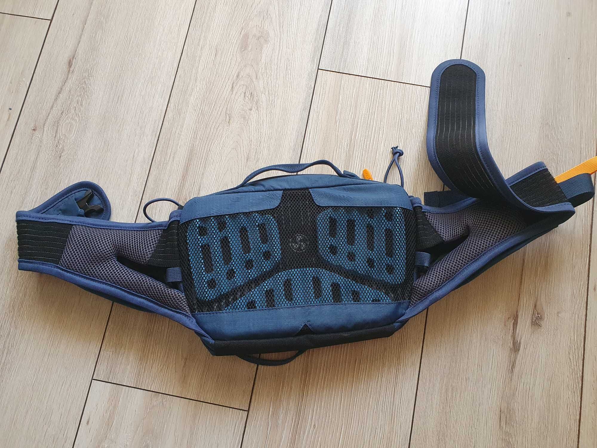 Чанта за кръста EVOC Hip Pack Pro 3L