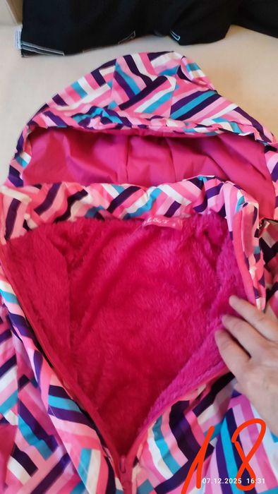 Зимни и есенни якета за момиче,4.5 годинки втора ръка.