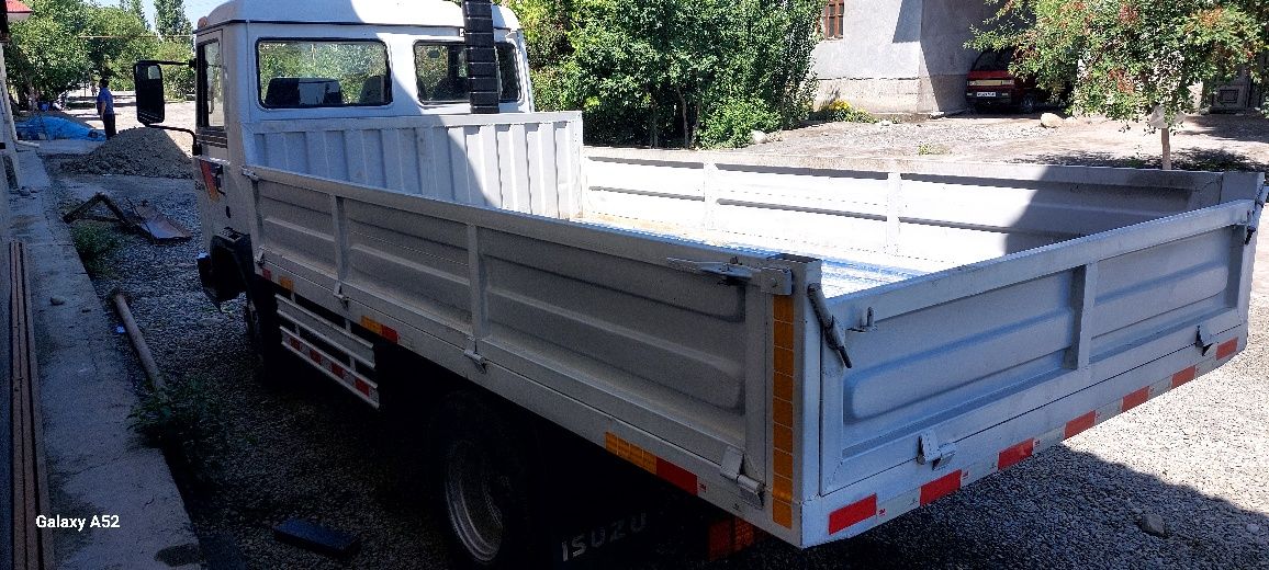 Isuzu samasval sotiladi xolati yaxshi