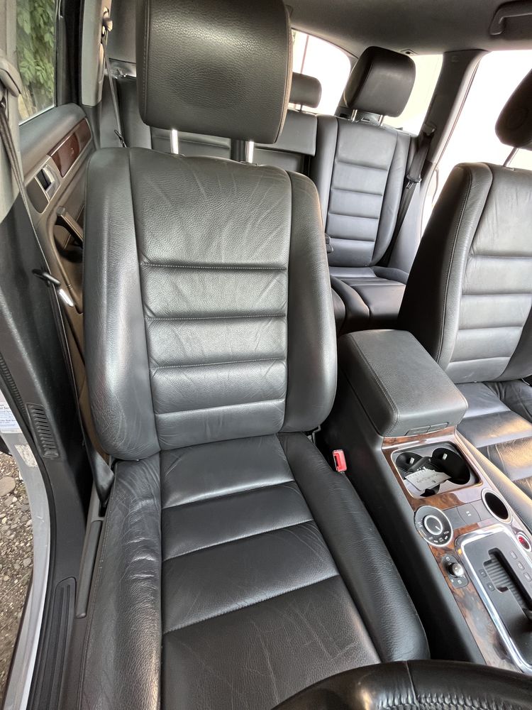 Interior / Scaune / Plafon / Rulou portbagaj VW Touareg 7L