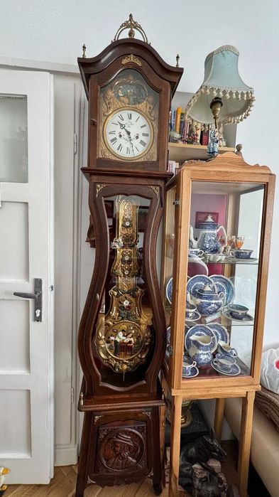 Уникален салонен часовник с анимирано махало, юбилеен 100 години