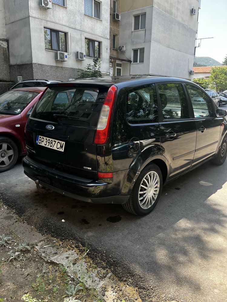 Ford C-max.