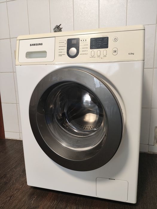 Продается стиральная машина