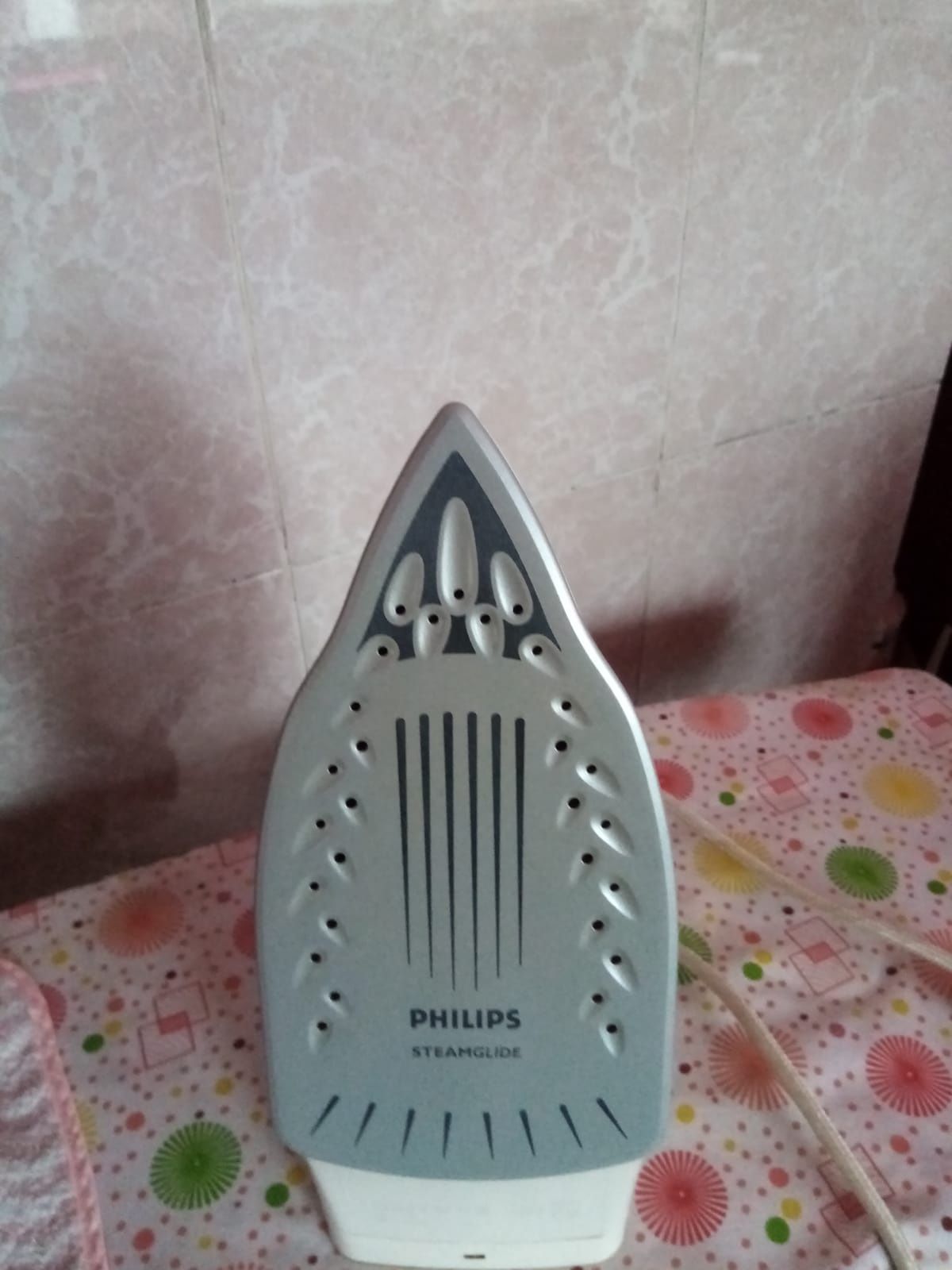 Продам утюг Phillips