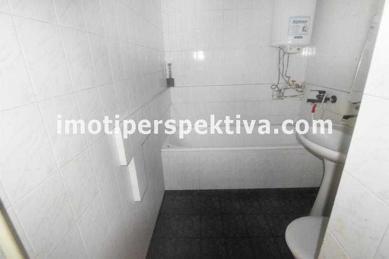 Продава се Тристаен апартамент в Пловдив, Кючук Париж - 67 кв.м за 1389 €/кв.м - Снимка #9