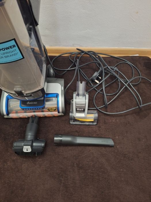 Aspirator Shark NZ850UKT