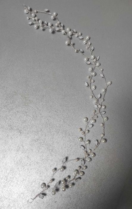 Diadema flexibilă (tiara) handmade