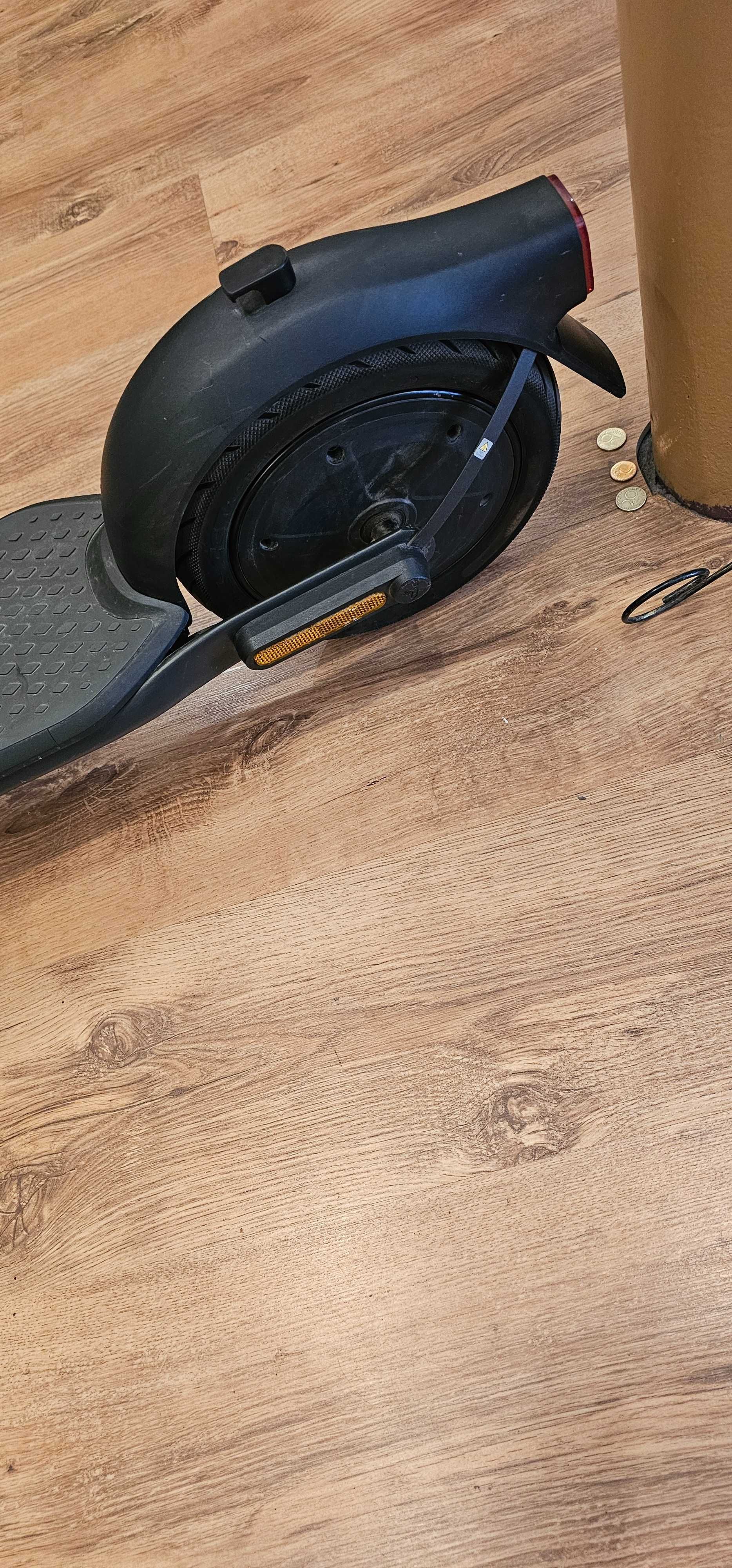 Тротинетка ninebot f2 plus