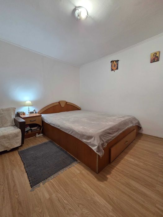 Casa si teren, Sat Crucea de Piatra, com. Calugareni, jud. Giurgiu