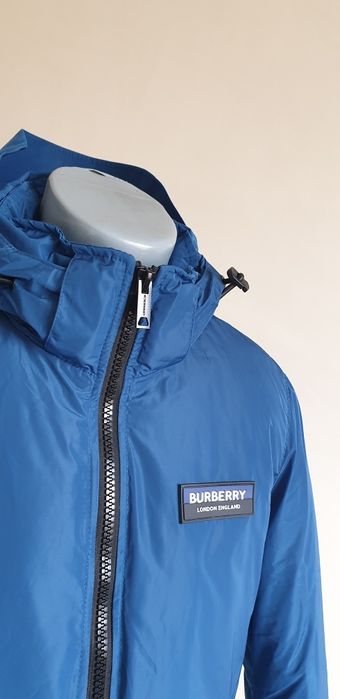 Burberry Down Jacket Slim Fit  50/L ОРИГИНАЛ! Мъжко Зимно пухено Яке